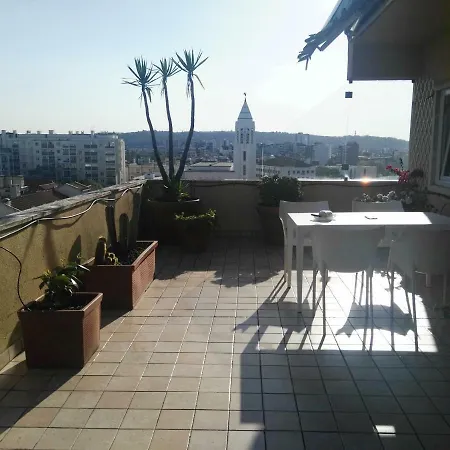 Sunrise Terrace Lejlighed