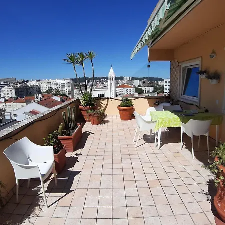 Sunrise Terrace * リスボン